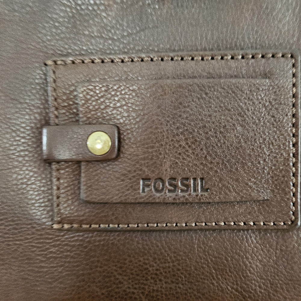 🛑SOLD🛑tg Fossil Unisex Brown Leather Messenger Bag Laptop Crossbody Work Bag. - Picture 11 of 14